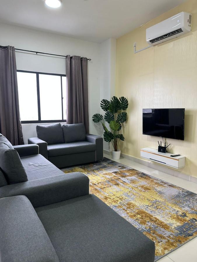 Inadh Suites @ Icon Residence With Pool กัวลาตรังกานู ภายนอก รูปภาพ