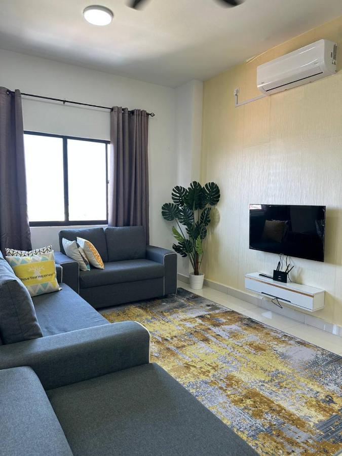 Inadh Suites @ Icon Residence With Pool กัวลาตรังกานู ภายนอก รูปภาพ